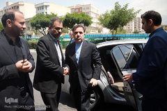 عباس آخوندی، وزیر راه و شهرسازی در مراسم تشییع پیکر مرحوم حجت الاسلام «احمد احمدی»