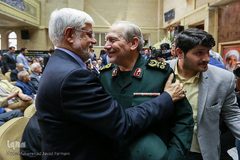 سید یحیی رحیم صفوی و محمدرضا عارف در مراسم یادبود حجت الاسلام احمد احمدی