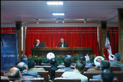 مراسم بزرگداشت علمی و معرفتی دکتر احمد احمدی