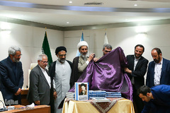 رونمایی کتاب زندگینامه شهید دکتر بهشتی