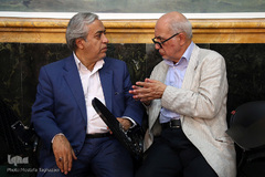 استاد محسن موسوی بلده و استاد حسین سبزعلی در مراسم اختتامیه یازدهمین دوره تخصصی اقراء