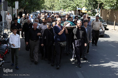 مراسم تشییع پیکر خادم القرآن مرحوم «غفور آقازاده سلطانی» بنیان‌گذار دارتحفیظ القرآن الکریم