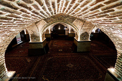 شبستان قدیم مسجد ملک آباد که عمر آن توسط سازمان میراث فرهنگی قریب به سیصد سال تخمین زده شده است