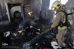 آتش سوزی در ساختمان تولیدی لباس چهارراه ولیعصر