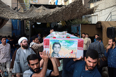 زیارت پیکرهای مطهر و تازه تفحص شده ۱۳۵شهید گمنام دفاع مقدس در معراج الشهدای تهران