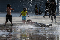 ز غوغای جهان فارغ