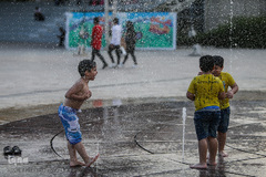 ز غوغای جهان فارغ