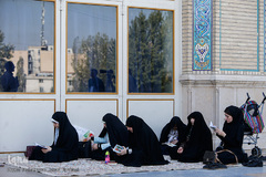 قرائت دعای عرفه در مصلی تهران