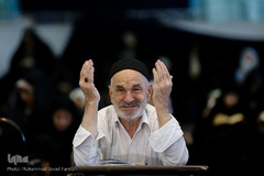 قرائت دعای عرفه در مصلی تهران