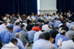 قرائت دعای عرفه در مصلی تهران