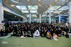 قرائت دعای عرفه در مصلی تهران