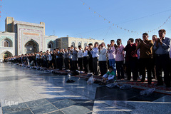 نماز عید سعید قربان در حرم مطهر رضوی