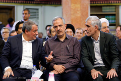 سید محمدعلی افشانی، احمد مسجد جامعی و محسن هاشمی در همایش عبور از بحران و توسعه ایران