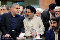 عبدالواحد موسوی لاری و رضا صالحی امیری در همایش عبور از بحران و توسعه ایران