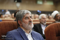 علی مطهری در یادمان شهدای شهریور
