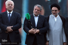 مراسم اهتزاز پرچم ۱۰۰۰متری یاحسین (ع) در بوستان طالقانی مجموعه فرهنگی عباس آباد