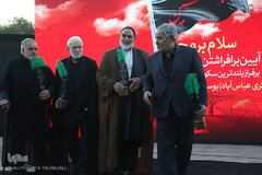 مراسم اهتزاز پرچم ۱۰۰۰متری یاحسین (ع) در بوستان طالقانی مجموعه فرهنگی عباس آباد