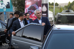 مراسم اهتزاز پرچم ۱۰۰۰متری یاحسین (ع) در بوستان طالقانی مجموعه فرهنگی عباس آباد