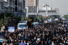 تشییع پیکر ۱۳۵ شهید گمنام دفاع مقدس