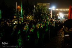 آیین مشعل گردانی عراقی ها در شب عاشورای حسینی