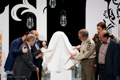 مراسم رونمایی از سردیس مرضیه حدیدچی (دباغ)
