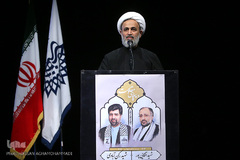  حجت الاسلام پناهیان، استاد حوزه و دانشگاه