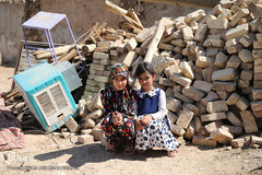 کودکان روستای  زلزله زده گنجور