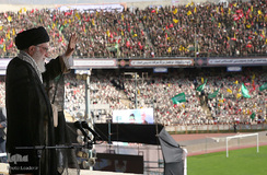 اجتماع ده‌ها هزار‌نفری بسیجیان