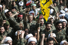 اجتماع ده‌ها هزار‌نفری بسیجیان