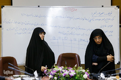 نشست بررسی تعیین راهبردهای ارتقاء آموزش عمومی قرآن کریم