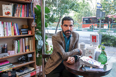 جشن امضای کتاب «یادت باشد»