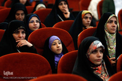 آیین اختتامیه بخش‌های ادبی، هنری و فناوری بیست و سومین جشنواره قرآن و عترت دانشگاهیان وزارت بهداشت در زیباکنار