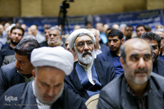 مصطفی پورمحمدی در مراسم ترحیم مرحومه فاطمه زندبار، والده محسن و پرویز اسماعیلی