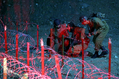 مراسم افتتاحیه و نخستین اجرای نمایش محیطی «نقطه رهایی»