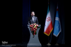  سید محمدمجتبی حسینی در تجلیل از نوازندگان ارکستر سمفونیک دفاع مقدس(سازهای خاکی)