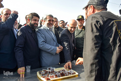 بازدید وزیر کشور از پایانه مرزی چذابه