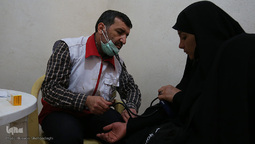 حال و هوای موکب حرم حضرت معصومه(س)در طریق نجف به کربلا⁩