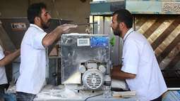 حال و هوای موکب حرم حضرت معصومه(س)در طریق نجف به کربلا⁩