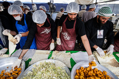 خدمت رسانی موکب جوادالائمه (ع) به زوار اربعین