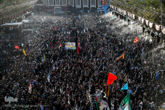 عرض ارادت دسته‌های عزاداری موکب‌ها در شب اربعین