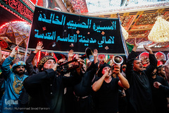 عرض ارادت دسته‌های عزاداری موکب‌ها در شب اربعین