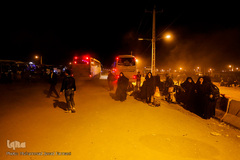 مرز مهران سرد، مملو از زائر، خالی از اتوبوس