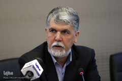 سید عباس صالحی، وزیر فرهنگ و ارشاد اسلامی در نشست شورای سیاست‌گذاری پانزدهمین دوره همایش بانوان قرآن‌پژوه