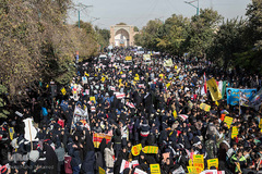 راهپیمایی ۱۳ آبان در قزوین