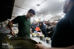 پخت و توزیع ۹ تن آش نذری در سالروز رحلت پیامبر اعظم (ص)