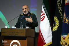 سردار حسین سلامی در سومین همایش بزرگداشت مجاهدان غربت