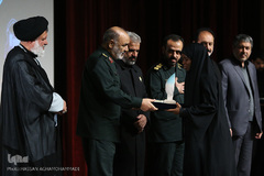 سومین همایش بزرگداشت مجاهدان غربت