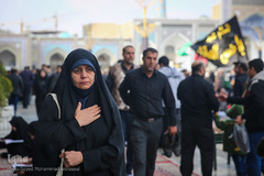 عزاداری شهادت امام رضا(ع) در حرم مطهر رضوی