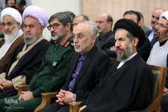 دیدار دست‌اندرکاران کنگره شهدای استان قزوین با رهبر انقلاب