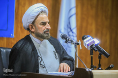 محمد حسین مختاری در نشست خبری رییس دانشگاه مذاهب اسلامی
